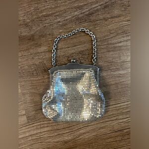 Whiting and Davis Chain Mesh Purse Vintage‎ Silver Small 40’s Castle Core